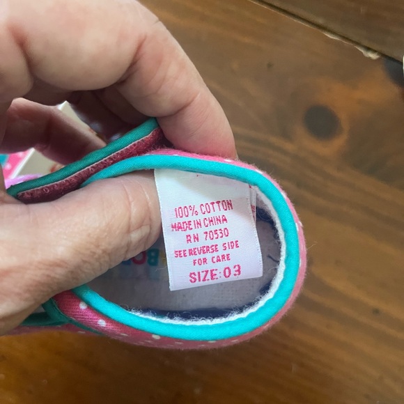 Gymboree Pink Mary Jane Baby Shoes with Teal Trim and Cat Face - Picture 8 of 11